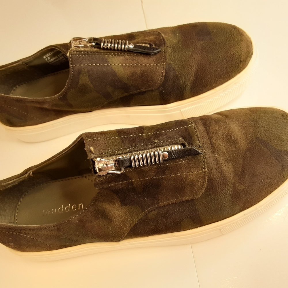 Madden Girl camo kudos slip on sneakers size 7